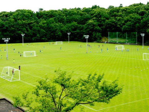 ��t���������@�A���r���X�|�[�c�p�[�N �l�H�ŃO���E���h