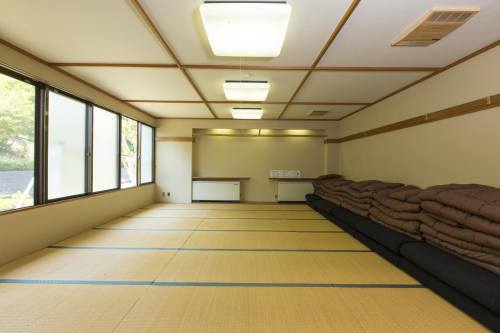 ��t���������@�A���r���X�|�[�c�p�[�N�@��L��