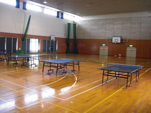 ��t�����h�̏h�������߂̕x�R���w�Z�̈��