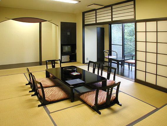 ��\�㗢 �������� �������q��