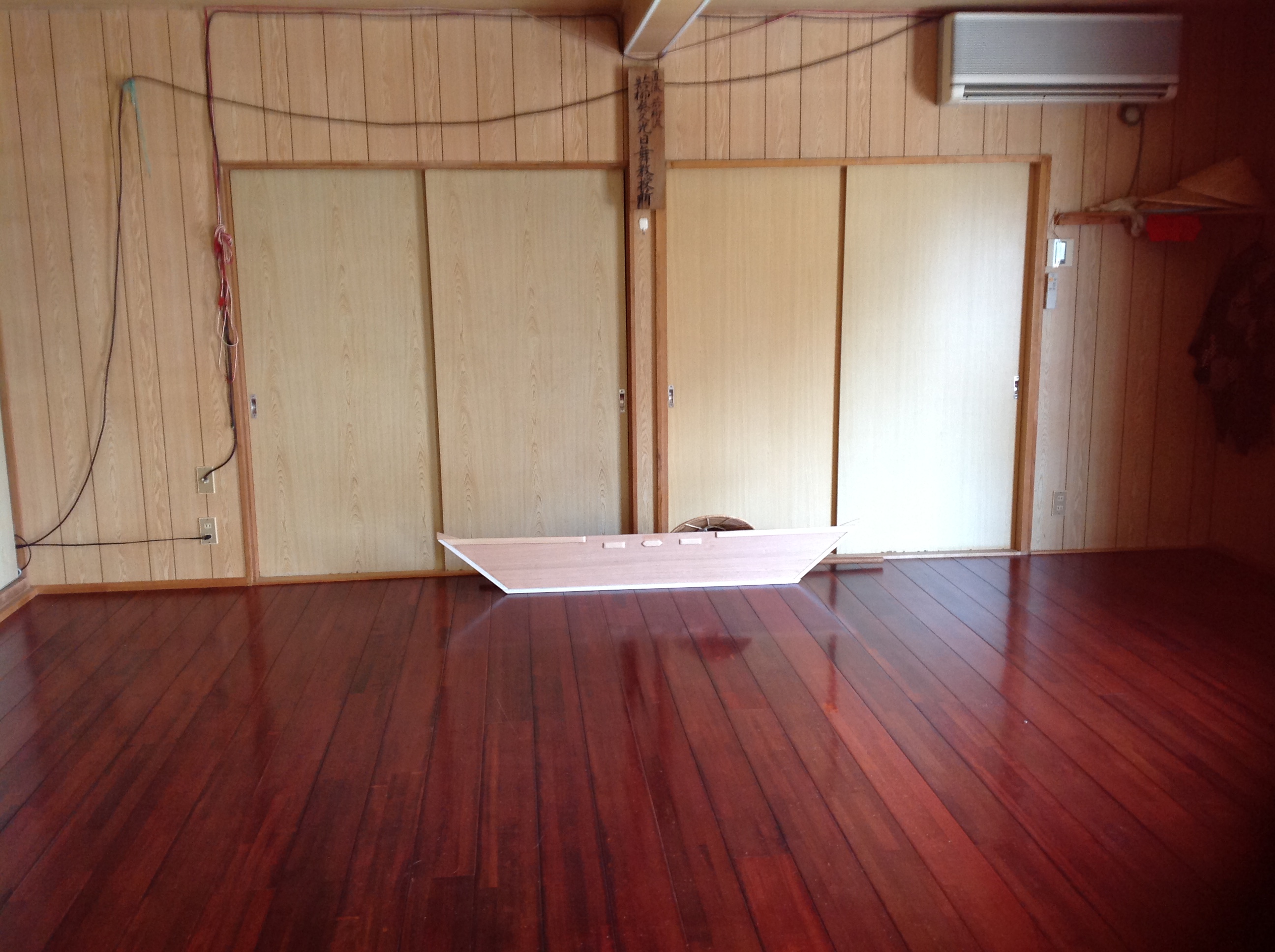 ��\�㗢 �������H��