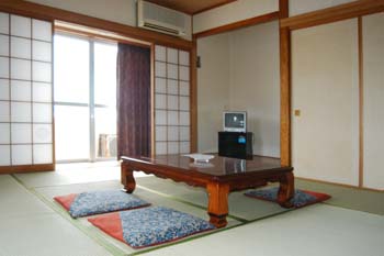 ��h�@���������q��