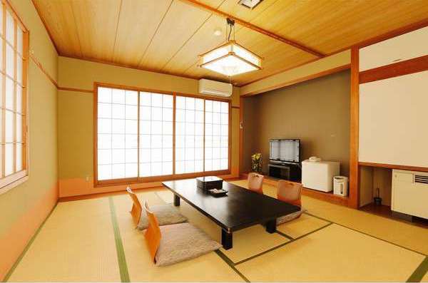 ���q����@���q�j���[�V�[�T�C�h�z�e���q��