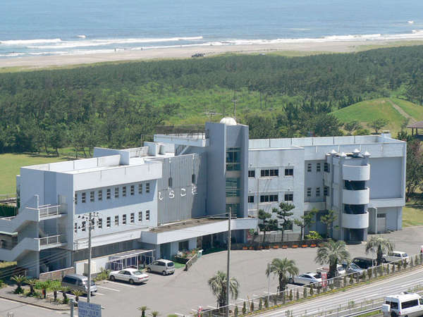 ���q����@���q���O��