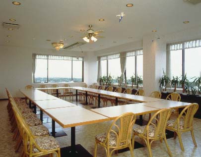 ���q����@�z�e�����V�� ���C��