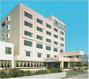 ���q����@�z�e�����V��