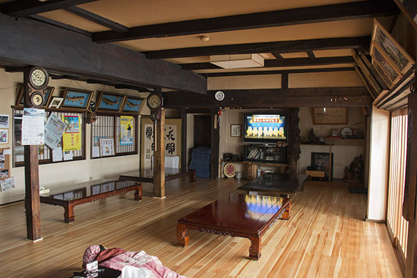 ���֒�O���΁@�V�R����̏h ���h�Ђ΂�