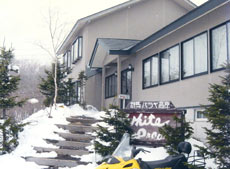 �o���M���� �z���C�g�h���[��