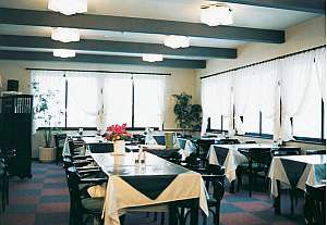 �o���M���� �z���C�g�h���[��