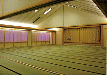 �����Еi�y�o����@��ƃ��]�[�g�z�e��