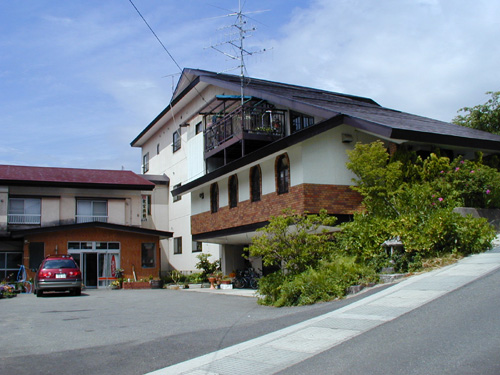 �����ˑq�@���{����