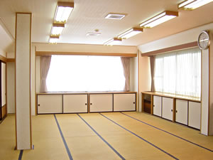 �����Еi�@�R�y��