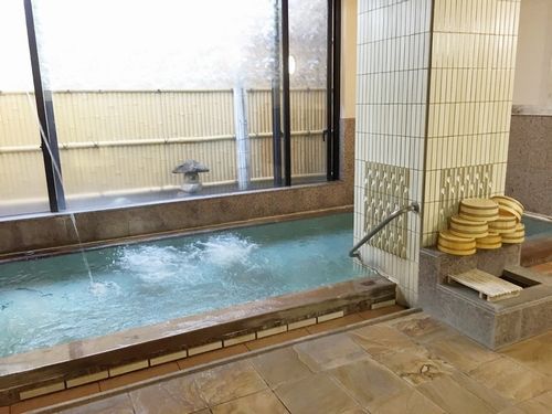 �����Еi�@�z�e����������