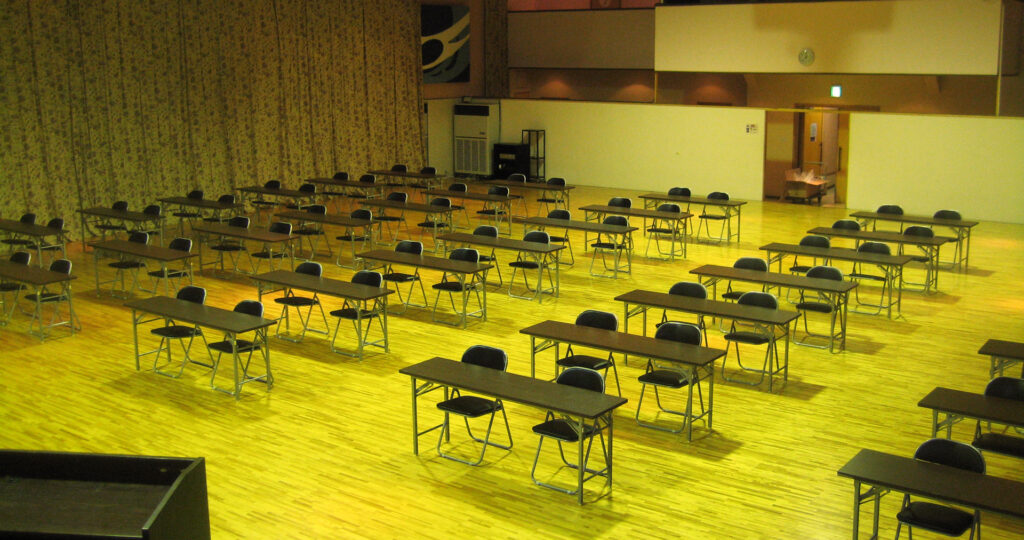 �g�� �z�e���W���[�j�B�[���[�h��c��