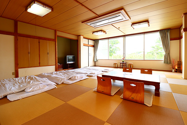 �g�� �z�e���j���[����q��