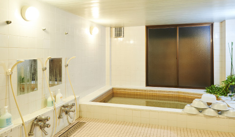 �g�� �z�e���~�͂畗�C