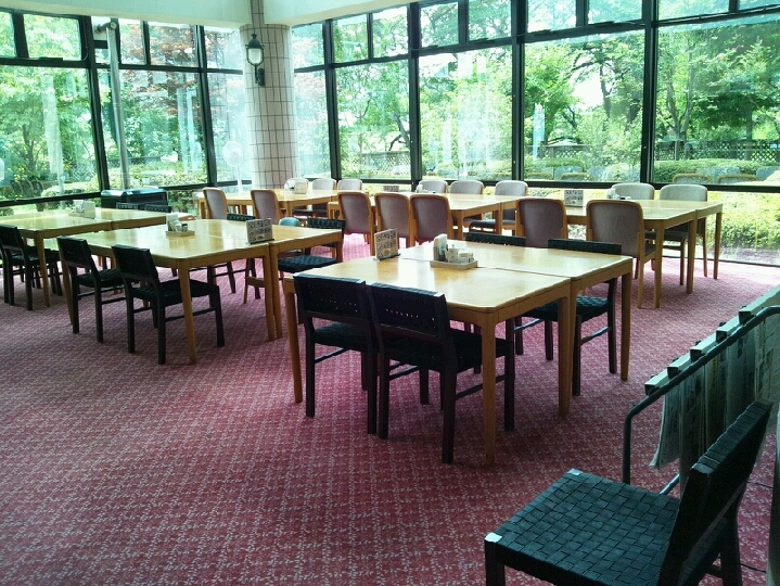 ��ɓ߁E�C�� ���̃p�[�N�z�e��