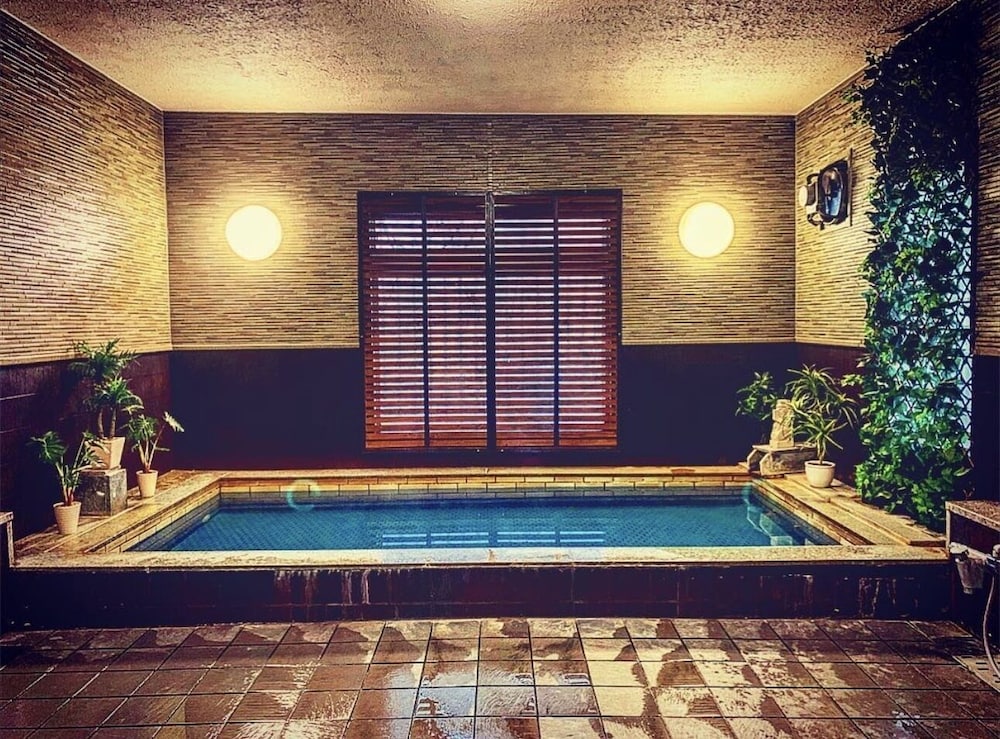 �y���@����R�� ���C