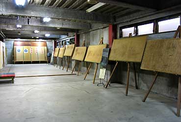 WhiteHill�͂܂䂤�A�[�`�F���[��P�����ˏ�