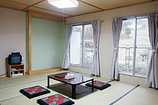 �k�u�ꗳ������ �����}�E���e���z�e������