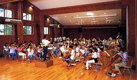 �k�u�ꗳ������ �z�e���V�����[�����~���[�W�b�N�z�[��