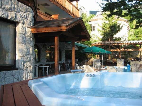 �k�u�ꗳ������ �z���C�g�C���k�u��W���O�W�[