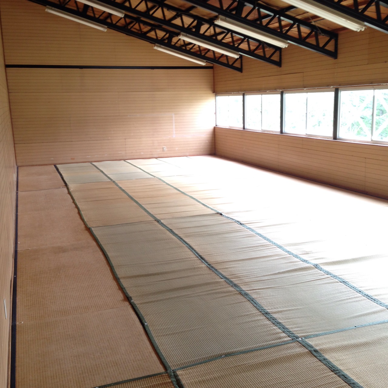 ���������o�[�Y�E�C�����ړI�z�[��