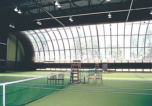 �����΃C���h�A�e�j�X�R�[�g