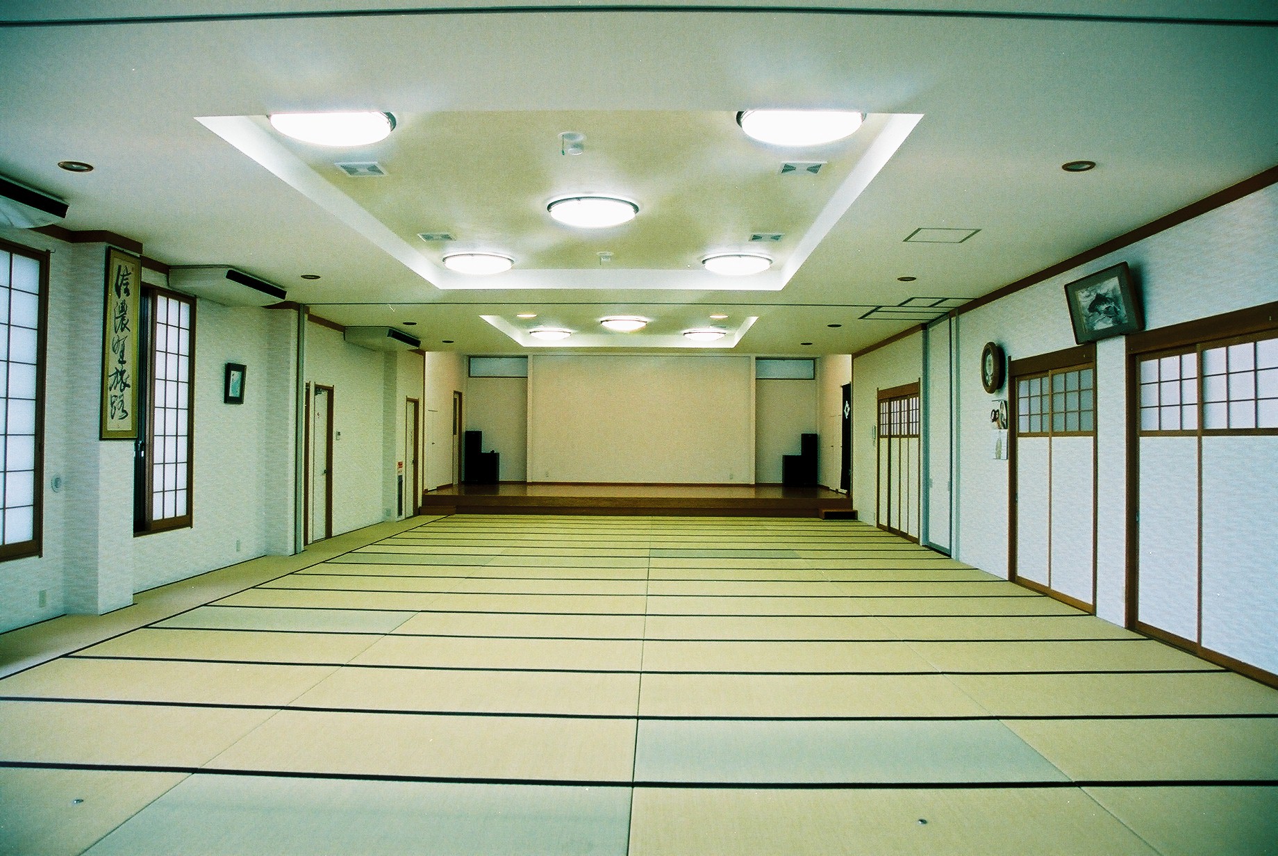 �����΍����z�e����L��