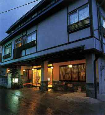 ��򉷐�@�l�G�̏h �ې����O��