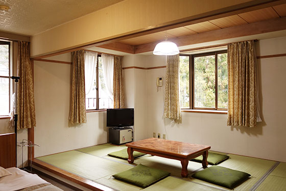 ���n�ܗ� �z�e�� �T���}���e