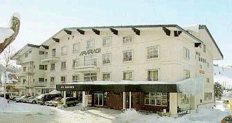 �u�ꍂ�� ��m���@�z�e���A�����M�O��