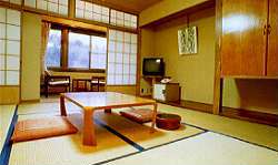 �u�ꍂ���F�̓� �z�e����]�t����