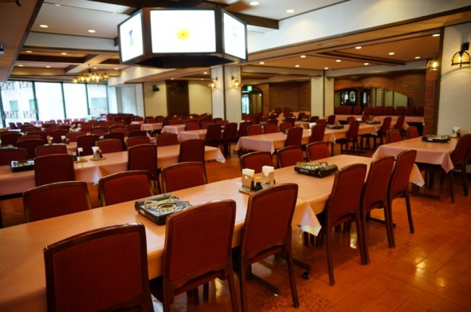 �u�ꍂ�� ��m���@�z�e����̐��H��