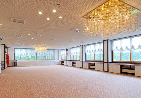 �u�ꍂ�� ���M���� �z�e���T���V���C���u��R���x���V�����z�[��