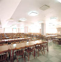 ���������@�����C�i���[���z�e��