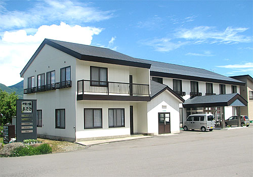 �������� �l�G�̏h�܂���