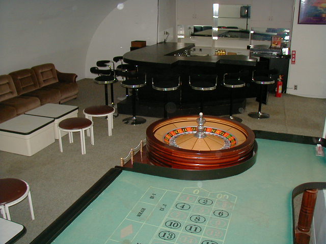 �z�e���X�^�[���]�[�g�����@���E���W