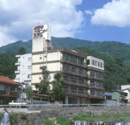 ���c���O�����h�z�e���O��