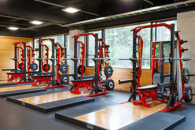 ���̊ۍ����g���[�j���O���[��