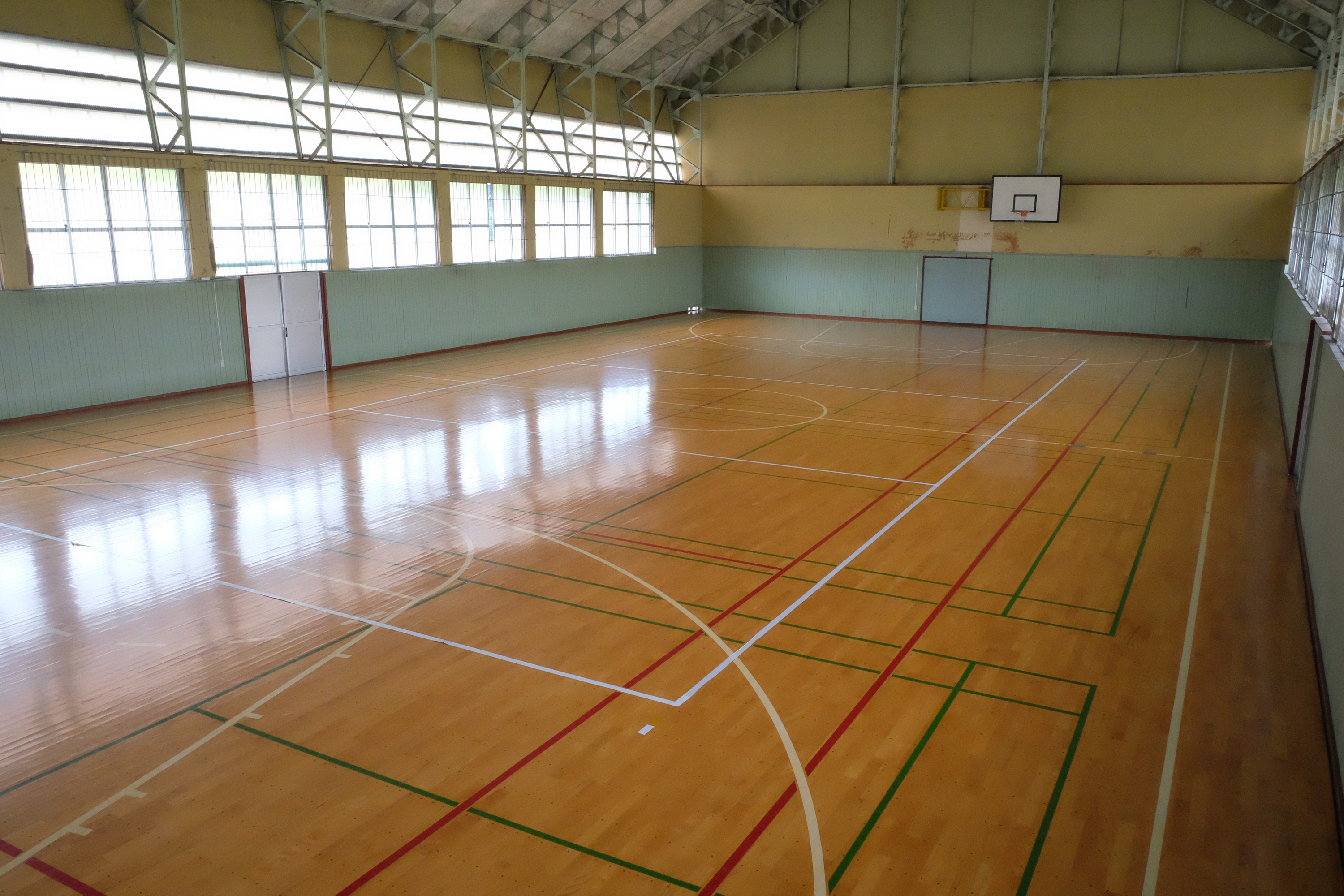 ���򒆗��X�L�[��@���B���E�O���[���O���X