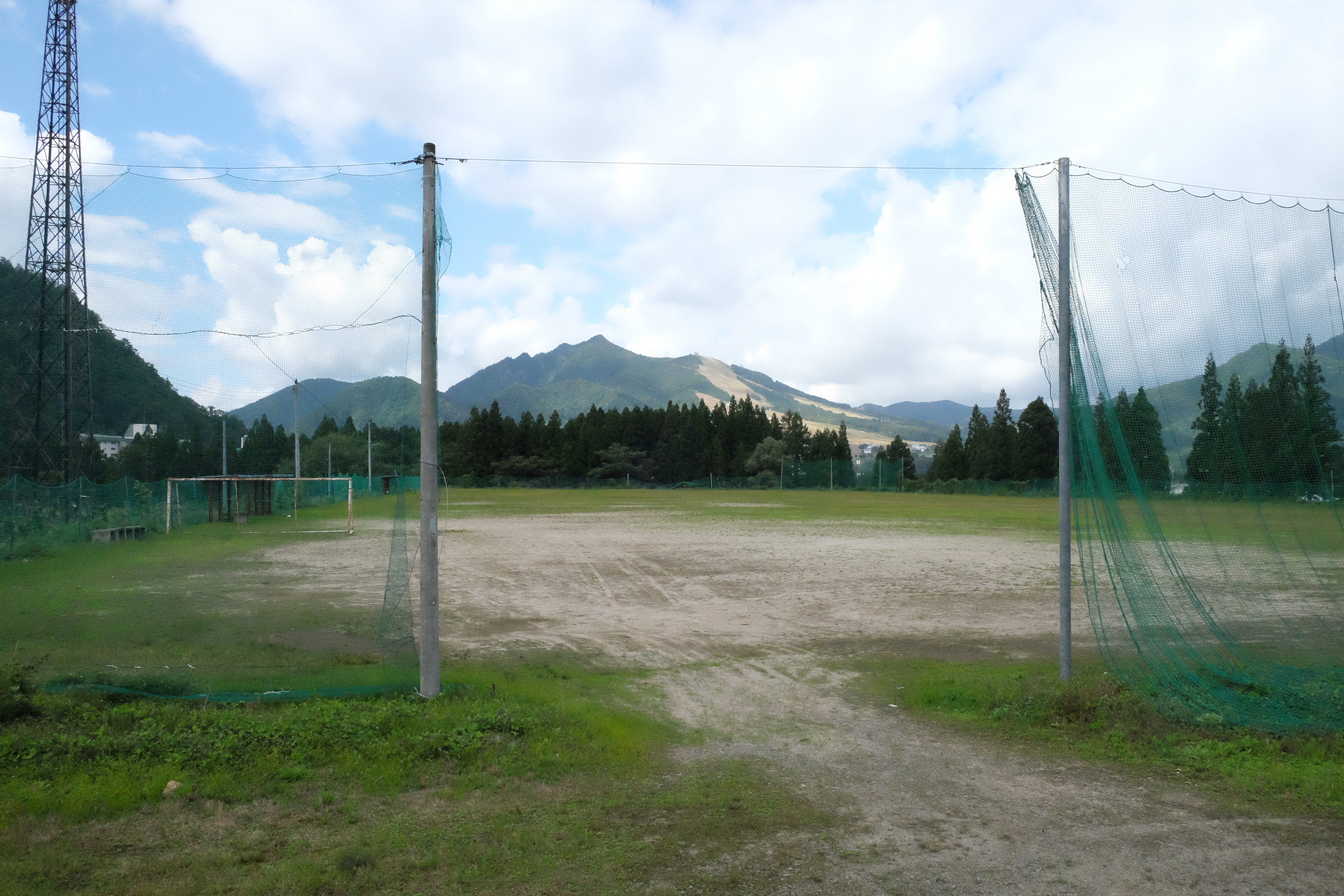 ���򒆗��X�L�[��@���B���E�O���[���O���X