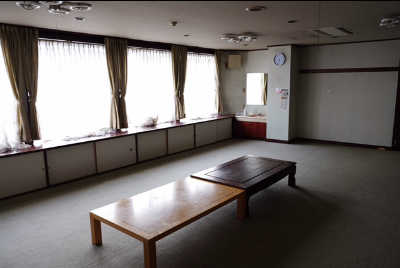 ���򒆗��X�L�[��@���B���E�O���[���O���X