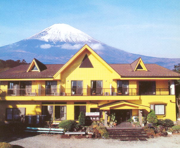 ��a��@����������