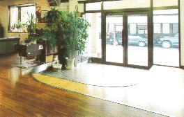 ��a��@����������