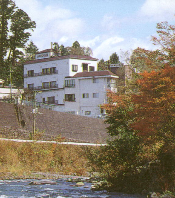 �����@�z�e�������