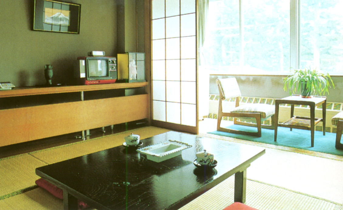 �����@�z�e���R��