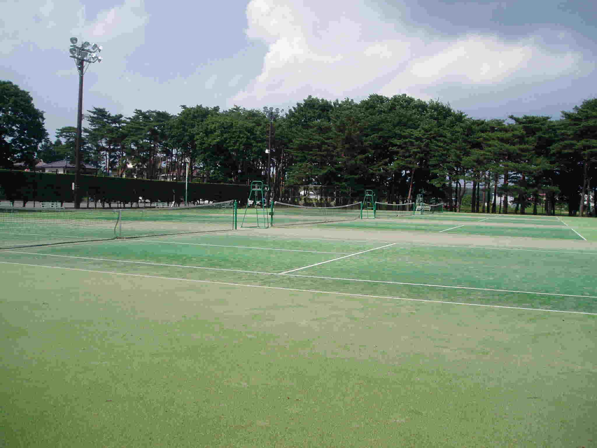 �Ȗ،����h�́A�O���̈�����I���j�e�j�X�R�[�g