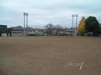 �����s�@�ܓ��s���w�Z�O�����h