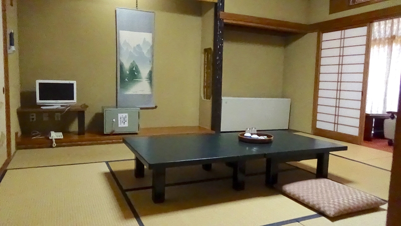 ���A���]�[�g�x�R�E�z�e����������